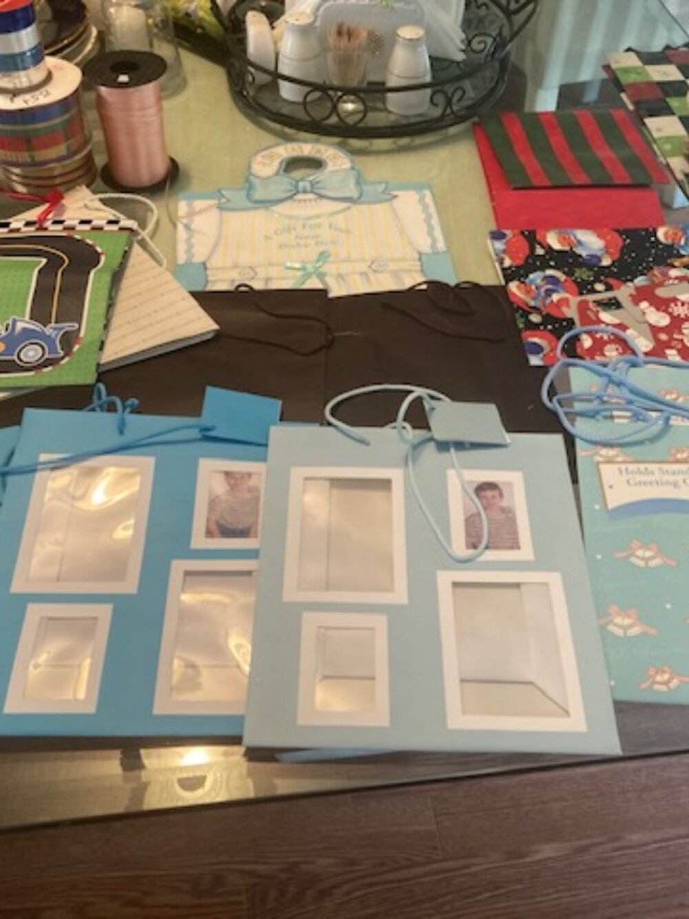 Gift Packing Bundle (See all the pictures)....